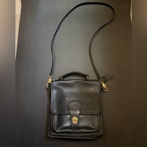 Vintage COACH Station Bag 5130 Black
Made in USA 🇺🇸